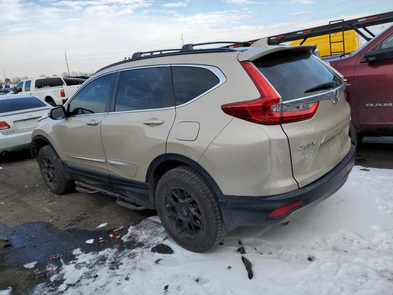 2018 Honda CR-V VIN 2HKRW2H89JH698317 Copart auction photo, front end damage thumbnail 2