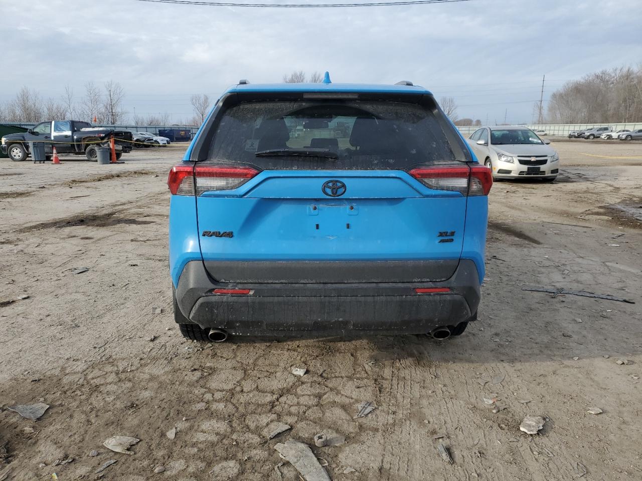 2019 Toyota RAV 4 VIN 2T3A1RFV5KW083710 Copart auction photo, front end damage thumbnail 6