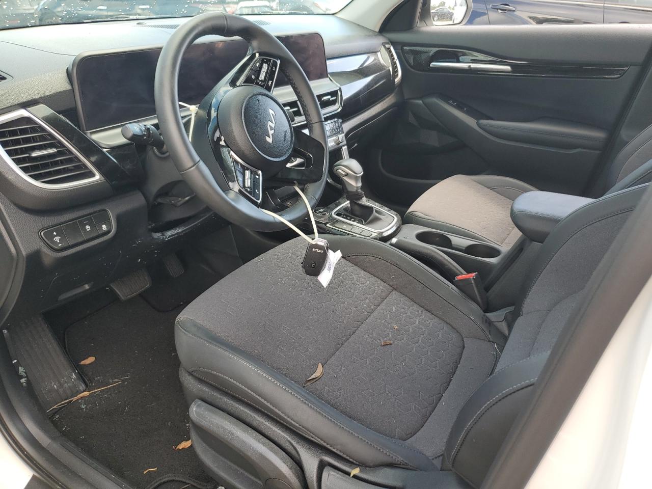 2024 KIA Seltos VIN KNDEUCAA9R7623639 Copart auction photo, water/flood damage thumbnail 7