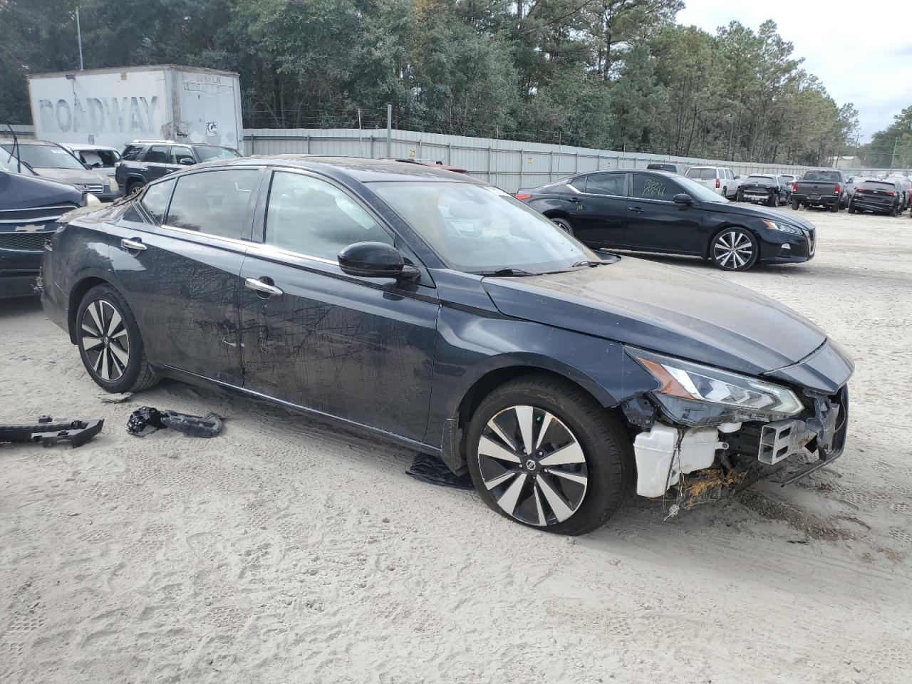 2020 Nissan Altima VIN 1N4BL4DV9LC275825 Copart auction photo, all over / rollover damage thumbnail 4