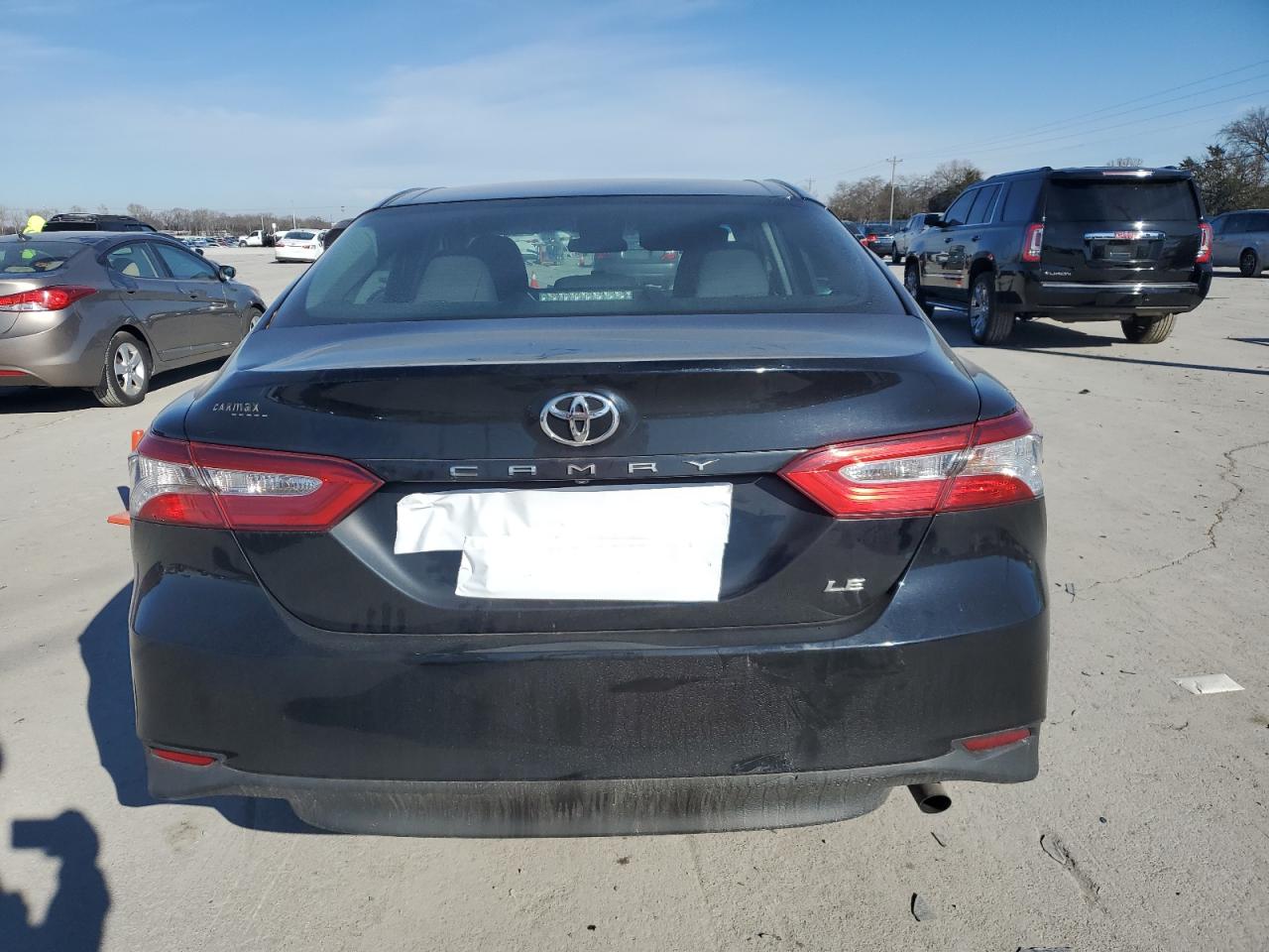 2018 Toyota Camry VIN 4T1B11HK7JU571802 Copart auction photo, front end damage thumbnail 6