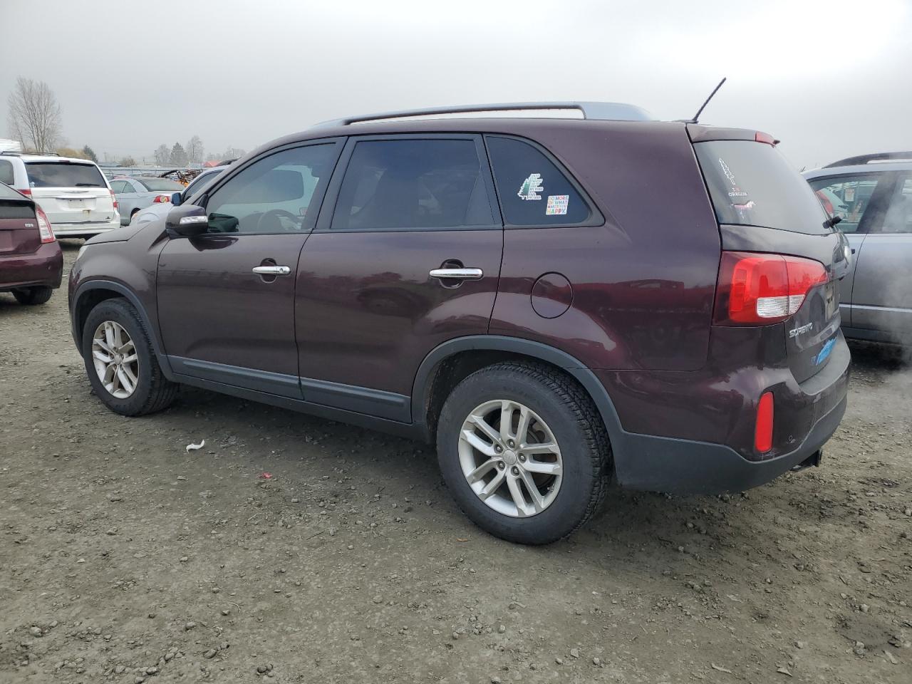 2015 KIA Sorento VIN 5XYKT3A66FG556935 Copart auction photo, front end damage thumbnail 2
