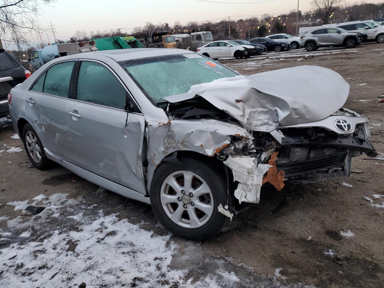 2011 Toyota Camry VIN 4T1BF3EK2BU635666 Copart auction photo, front end / side damage thumbnail 4
