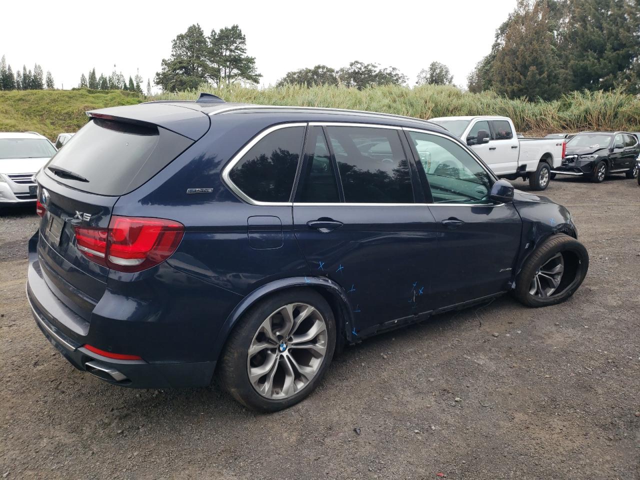 2018 BMW X5 VIN 5UXKT0C55J0W00598 Copart auction photo, front end / side damage thumbnail 3