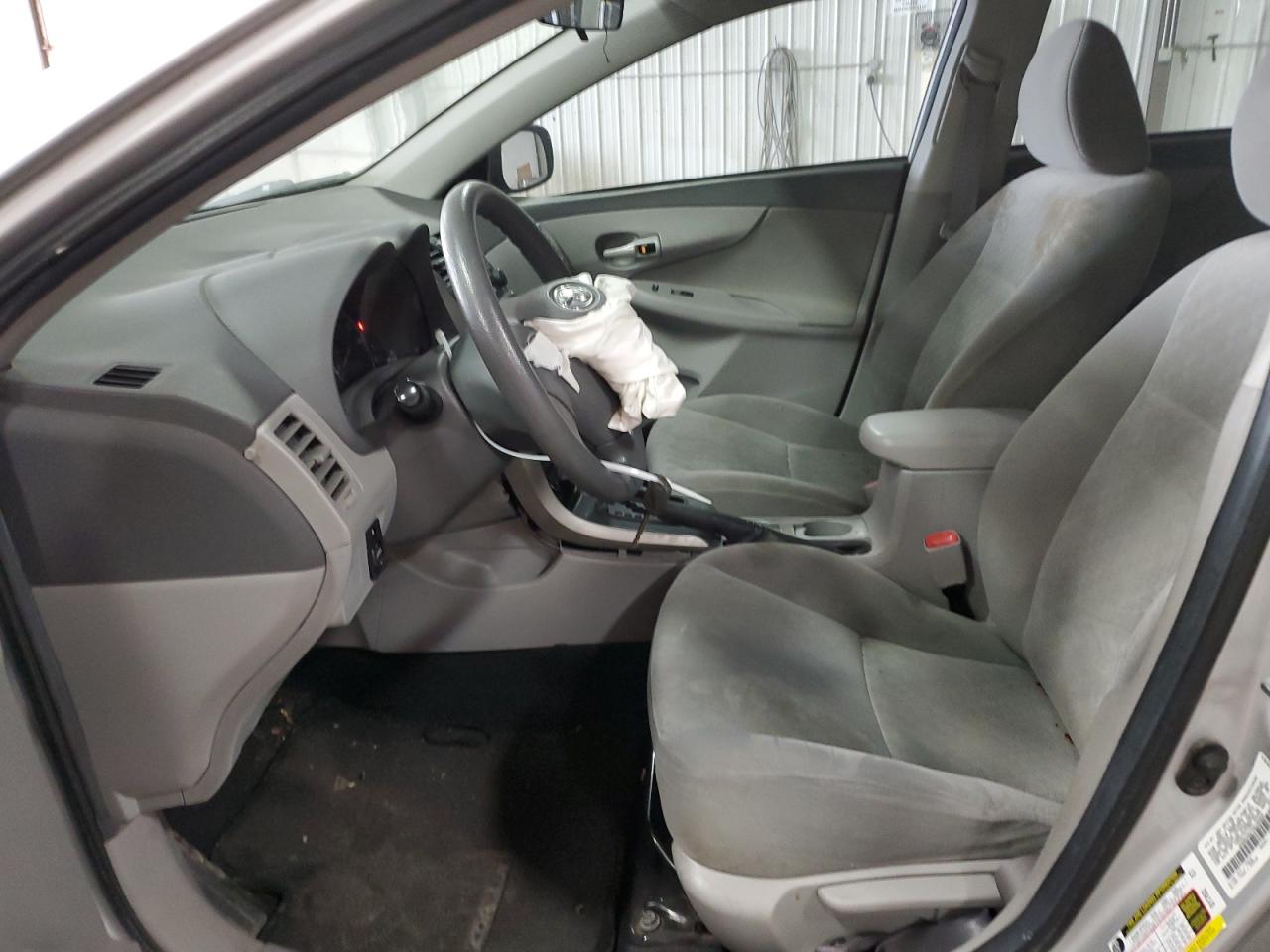 2009 Toyota Corolla VIN 1NXBU40E79Z136806 Copart auction photo, front end / rear end damage thumbnail 7