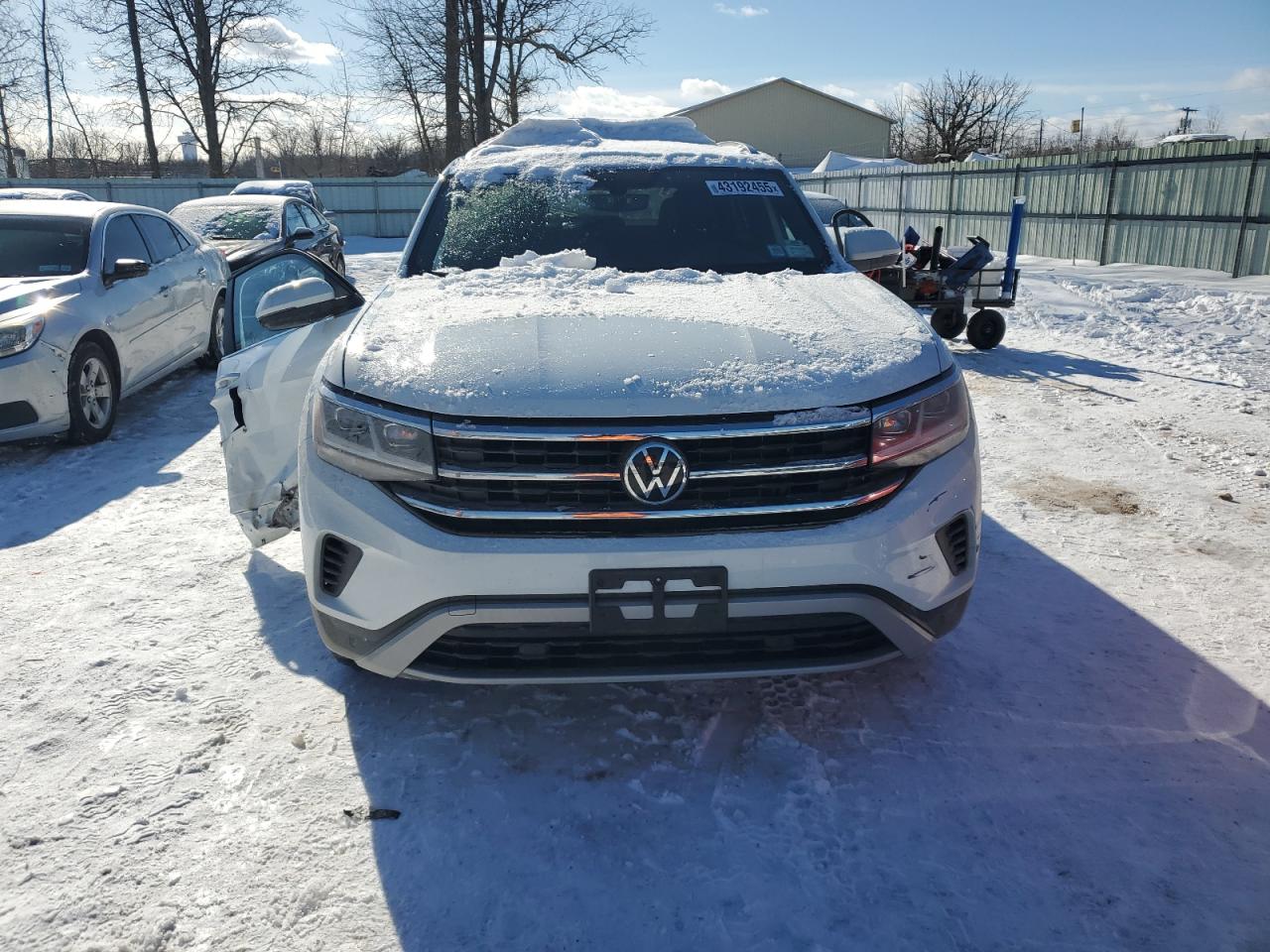 2021 Volkswagen Atlas VIN 1V2KE2CA6MC223821 Copart auction photo, side / minor dent/scratches damage thumbnail 5
