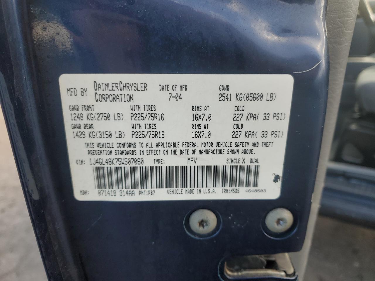 2005 Jeep Liberty (North America) VIN 1J4GL48K75W507060 Copart auction photo, front end / undercarriage damage thumbnail 13