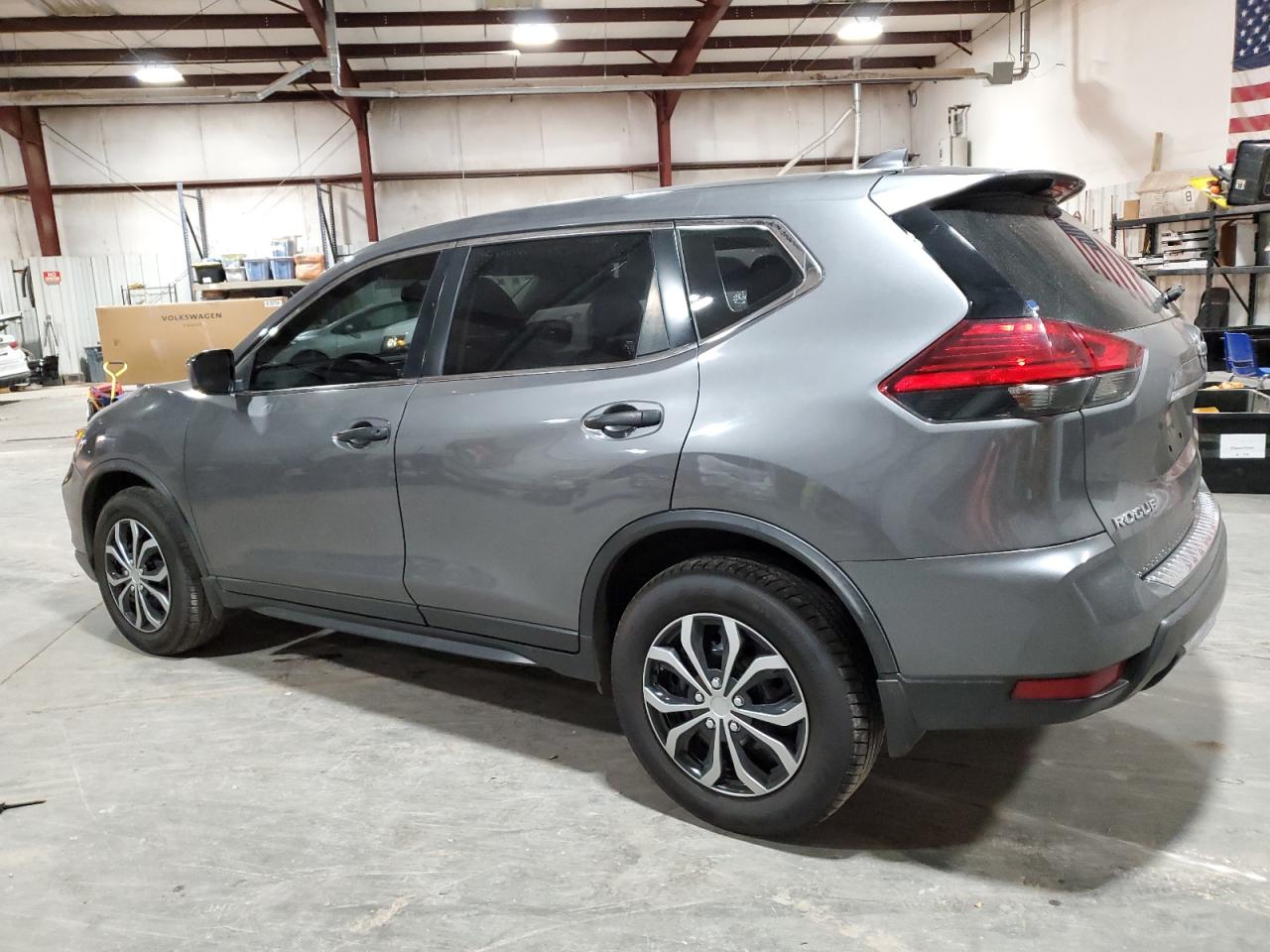 2017 Nissan Rogue VIN JN8AT2MV7HW010115 Copart auction photo, hail / minor dent/scratches damage thumbnail 2