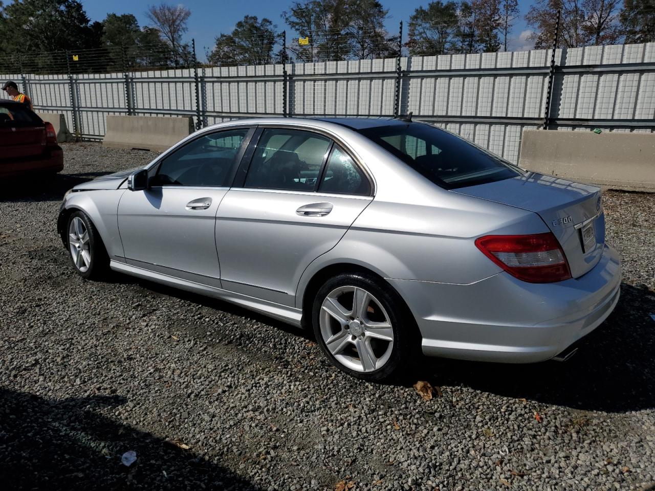 2010 Mercedes-Benz C-klasse VIN WDDGF5EB4AF375897 Copart auction photo, front end damage thumbnail 2
