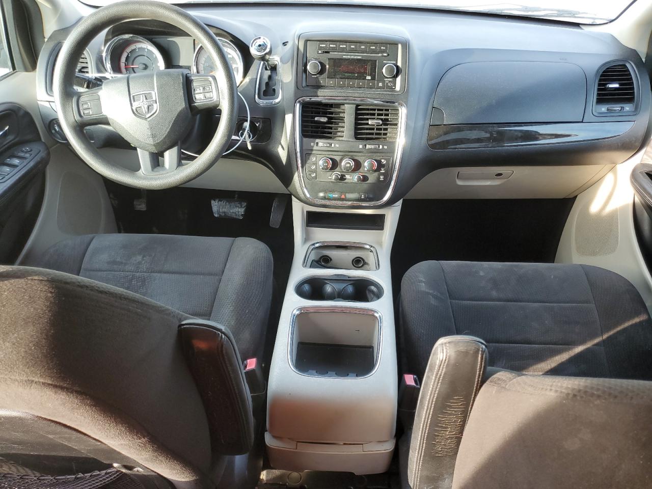 2013 Dodge Caravan VIN 2C4RDGCG3DR591126 Copart auction photo, side / minor dent/scratches damage thumbnail 8