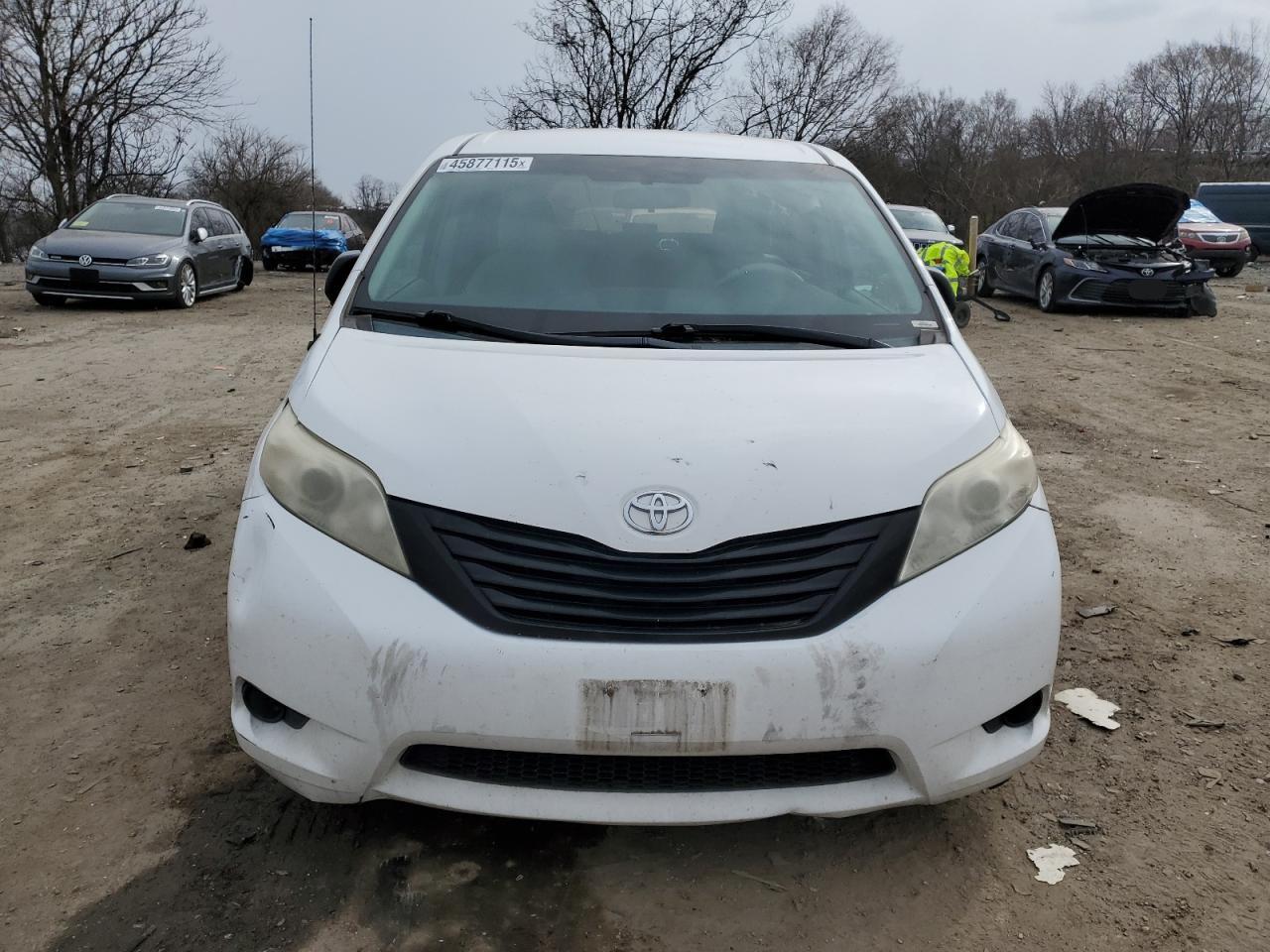 2014 Toyota Sienna VIN 5TDZK3DC6ES430935 Copart auction photo, side / rear end damage thumbnail 5