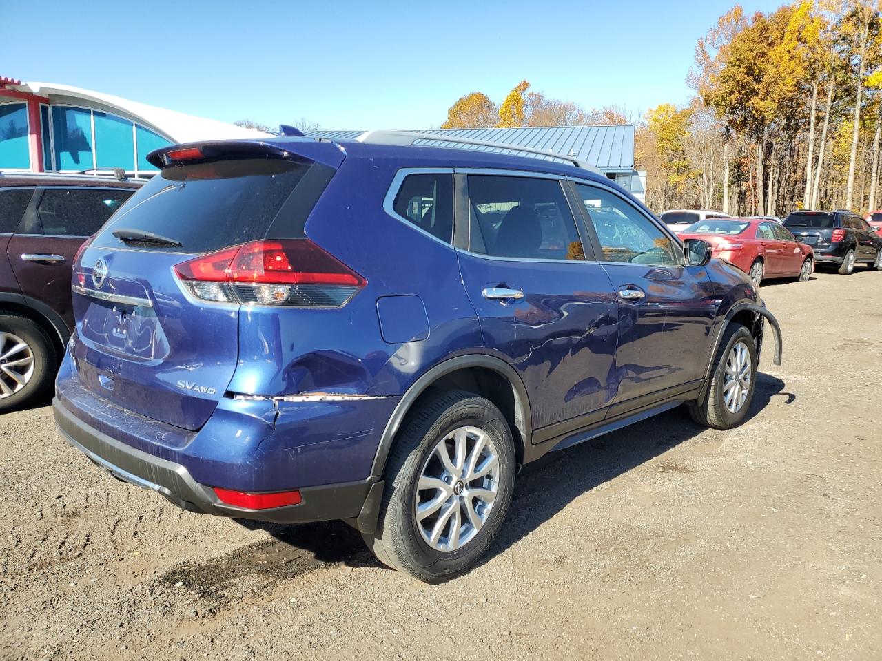 2018 Nissan Rogue VIN 5N1AT2MV8JC716329 Copart auction photo, all over damage thumbnail 3
