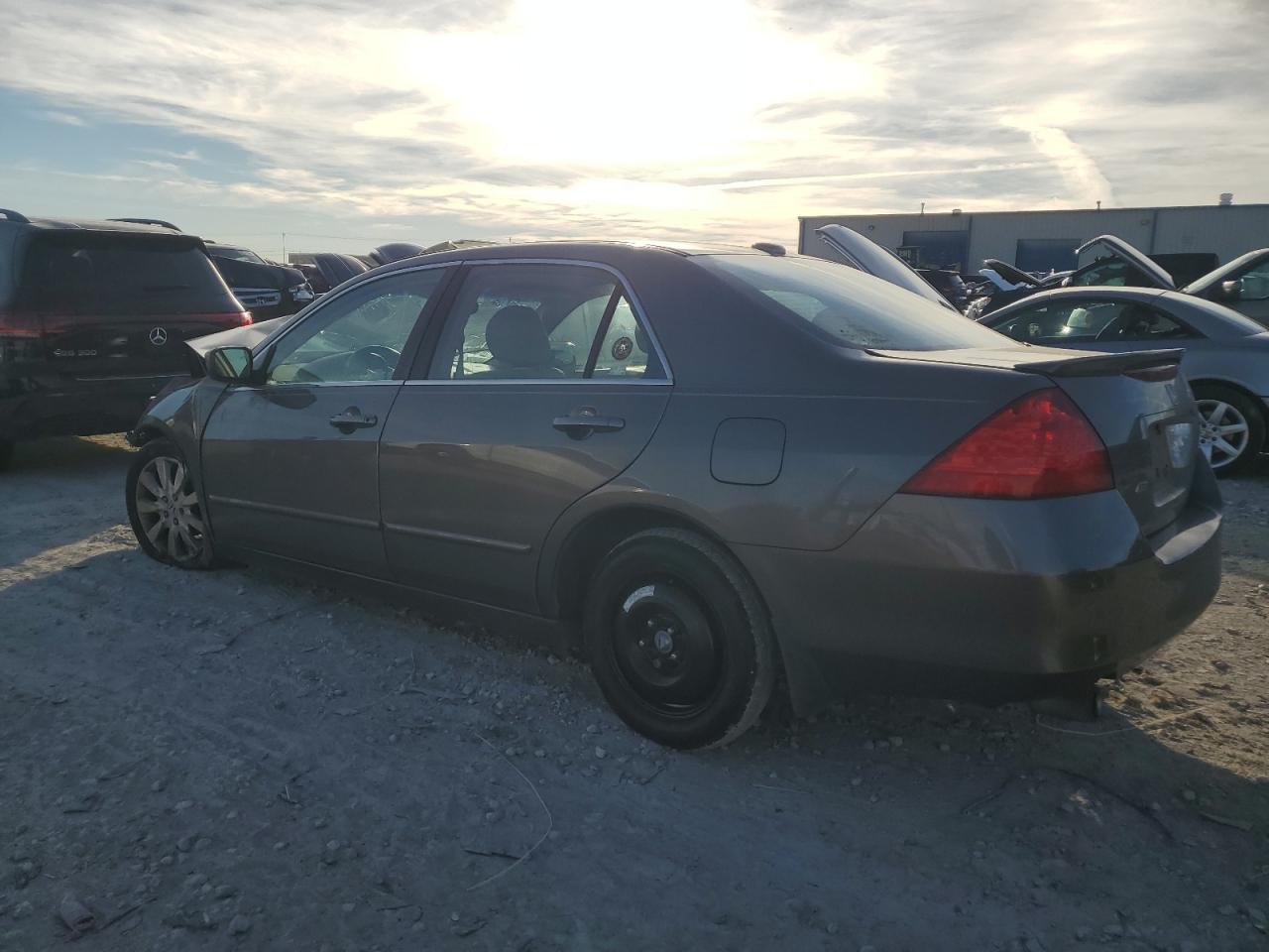 2007 Honda Accord VIN 1HGCM66847A017522 Copart auction photo, front end damage thumbnail 2