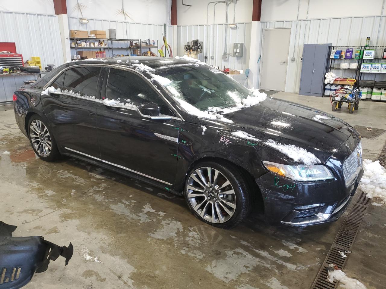 2017 Lincoln Continental VIN 1LN6L9NP6H5612788 Copart auction photo, front end damage thumbnail 4