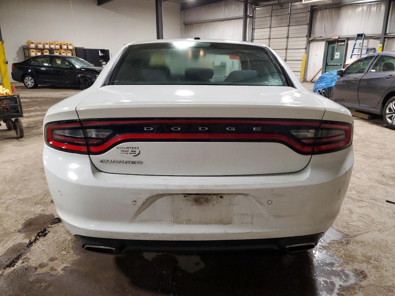 2016 Dodge Charger VIN 2C3CDXBG4GH103680 Copart auction photo, vandalism / front end damage thumbnail 6
