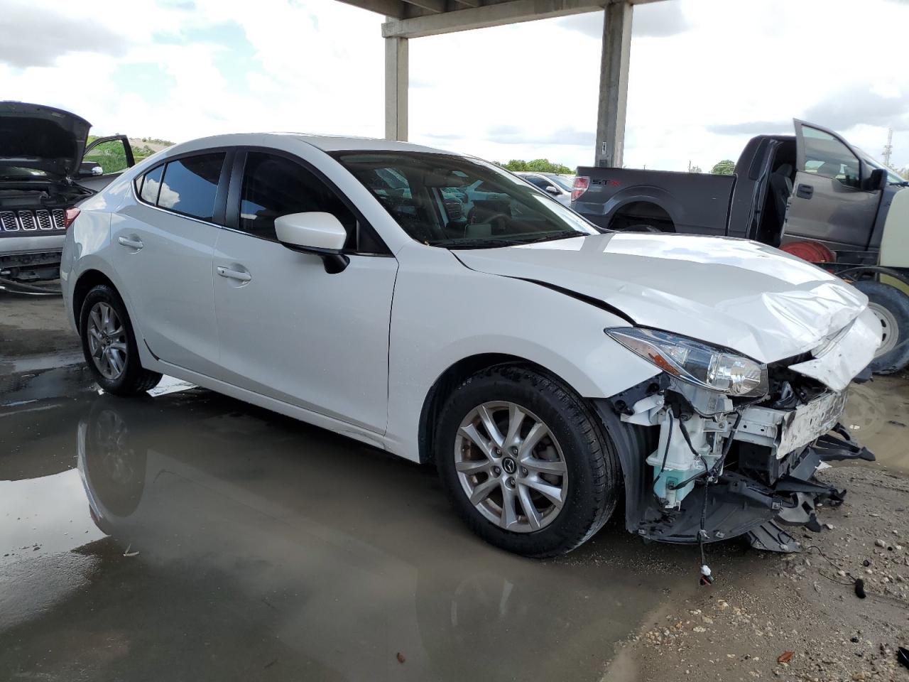 2015 Mazda 3 VIN 3MZBM1V79FM128572 Copart auction photo, front end / minor dent/scratches damage thumbnail 4