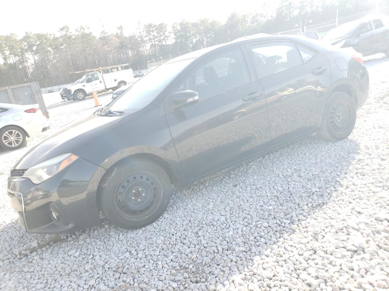 2014 Toyota Corolla VIN 5YFBURHE4EP133648