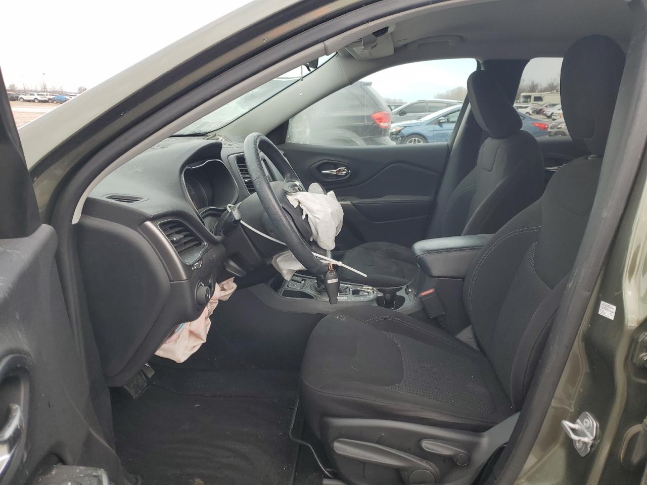 2019 Jeep Grand Cherokee VIN 1C4PJLCB0KD348516 Copart auction photo, front end damage thumbnail 7