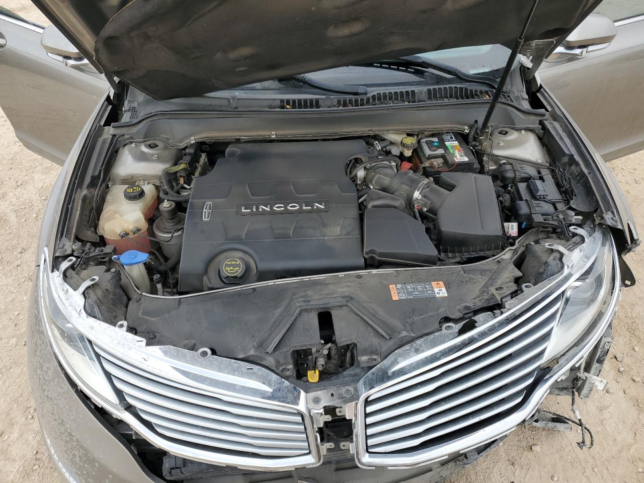 2016 Lincoln MKZ VIN 3LN6L2GK2GR626188 Copart auction photo, front end / rear end damage thumbnail 12