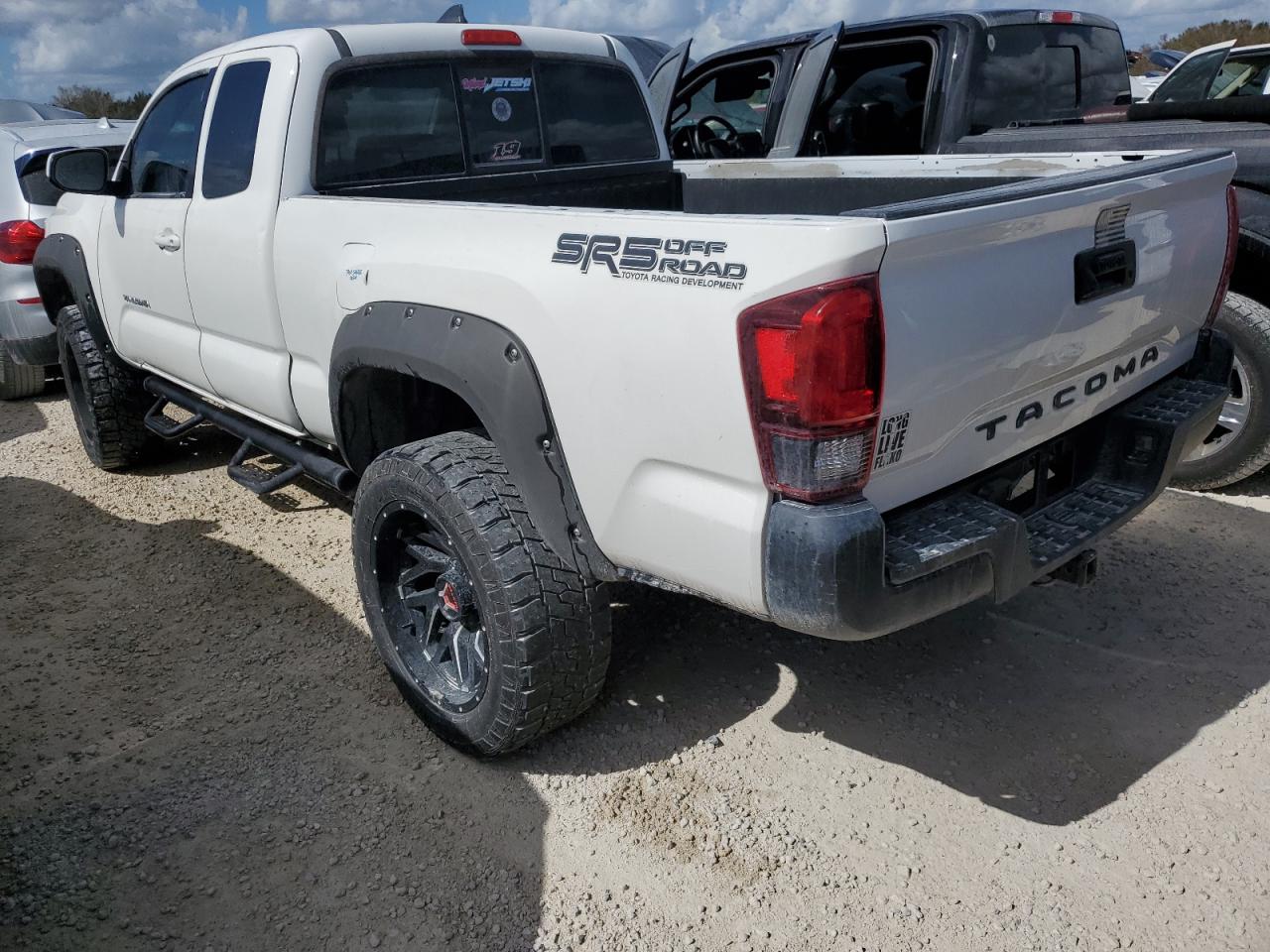 2019 Toyota Tacoma VIN 5TFRZ5CN2KX073608 Copart auction photo, water/flood damage thumbnail 2