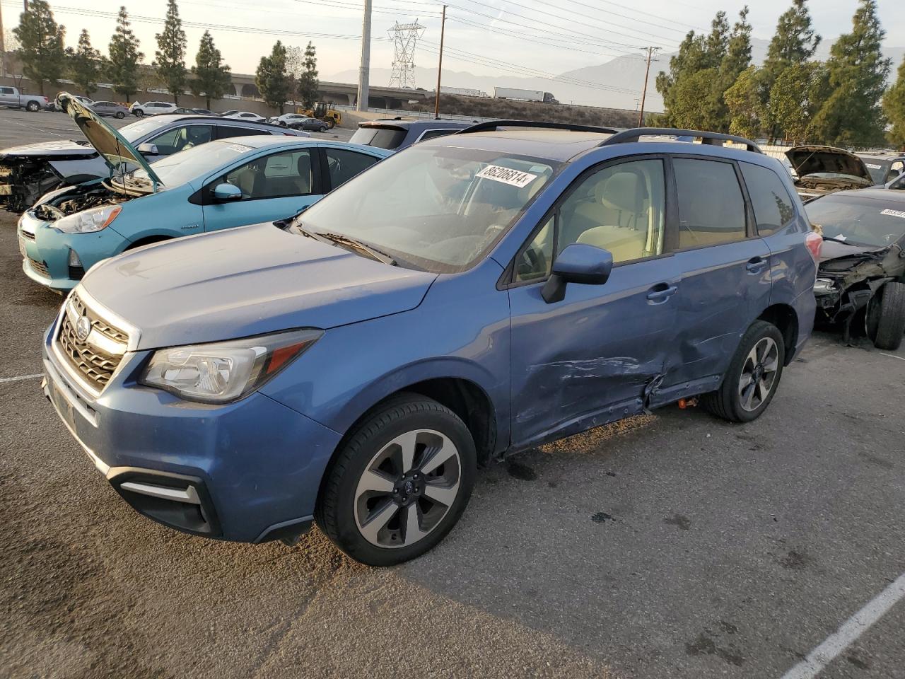 2018 Subaru Forester VIN JF2SJAGC9JH463321