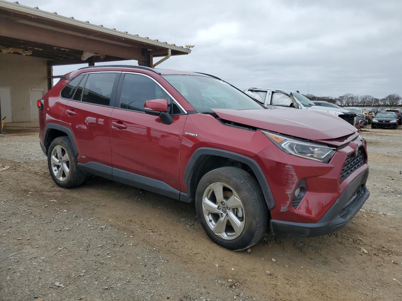 2021 Toyota RAV 4 VIN 4T3B6RFV6MU040003 Copart auction photo, front end / side damage thumbnail 4