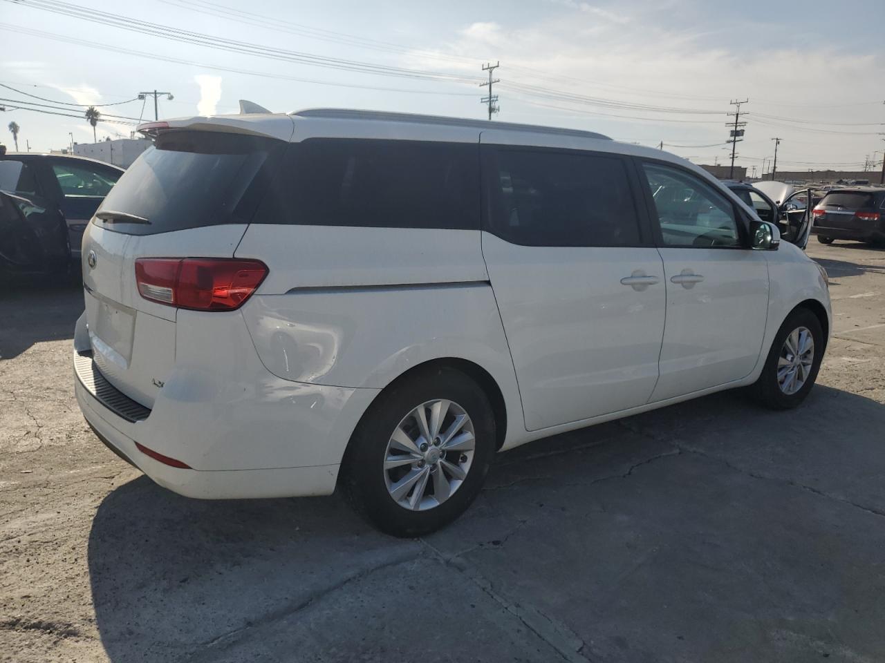 2015 KIA Sedona VIN KNDMB5C14F6074959 Copart auction photo, rear end damage thumbnail 3