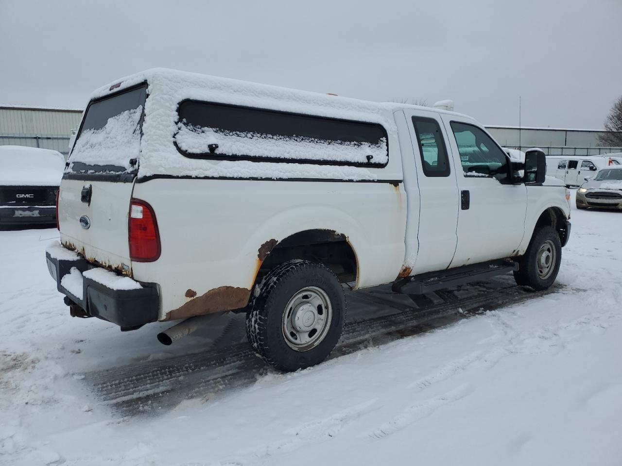 2011 Ford F350 VIN 1FT7X3B6XBEA47300 Copart auction photo, minor dent/scratches damage thumbnail 3