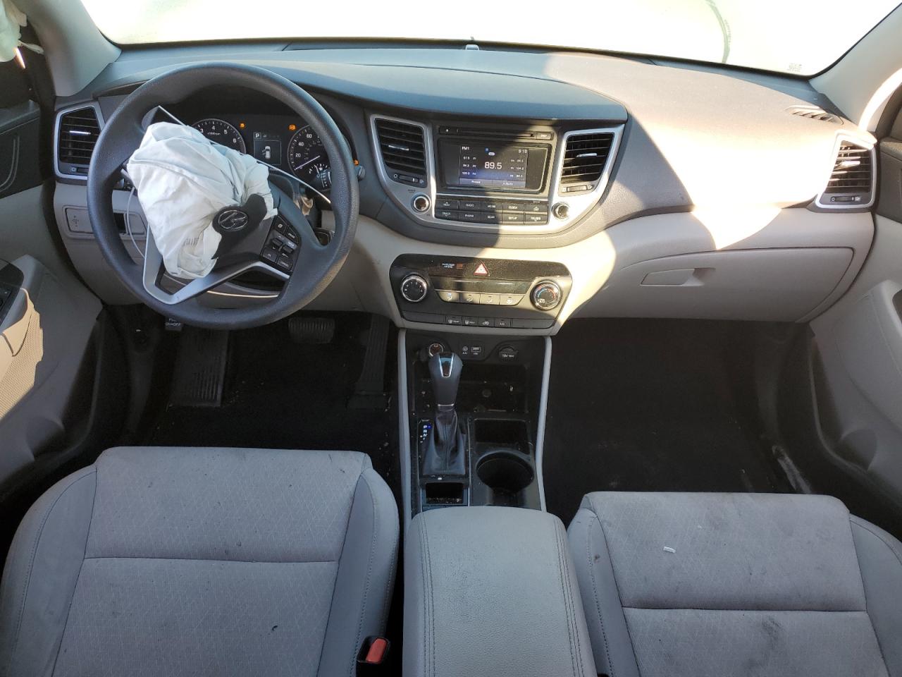 2017 Hyundai Tucson VIN KM8J33A25HU397752 Copart auction photo, side / front end damage thumbnail 8