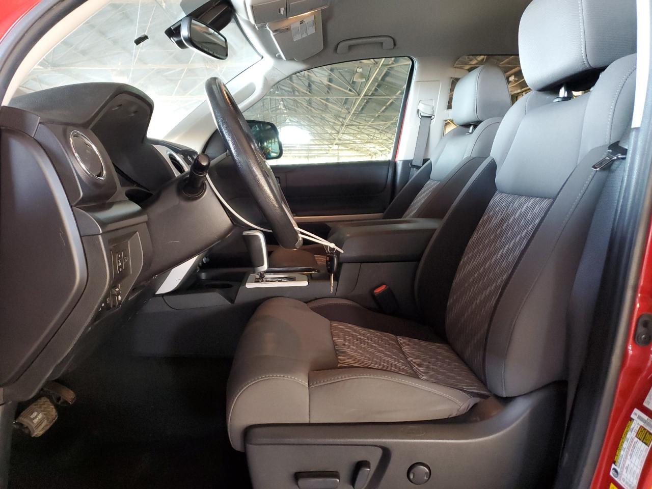 2019 Toyota Tundra VIN 5TFDY5F15KX803842 Copart auction photo, minor dent/scratches damage thumbnail 7