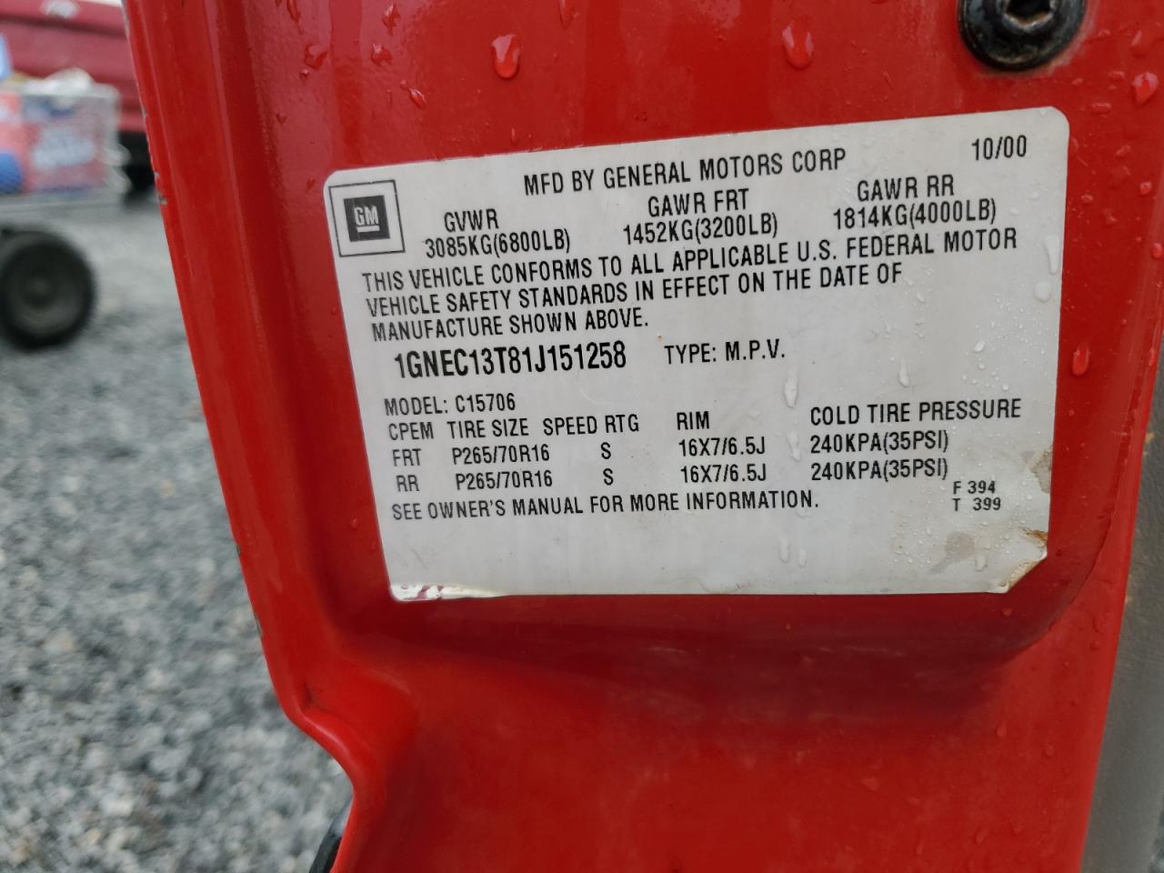 2001 Chevrolet Tahoe VIN 1GNEC13T81J151258 Copart auction photo, front end damage thumbnail 12