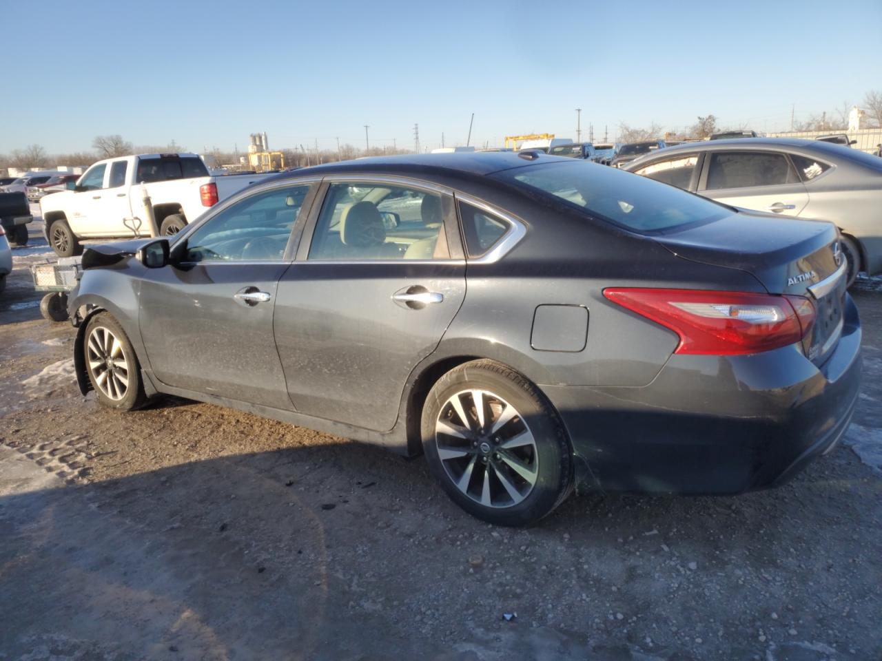 2018 Nissan Altima VIN 1N4AL3AP3JC142356 Copart auction photo, front end damage thumbnail 2