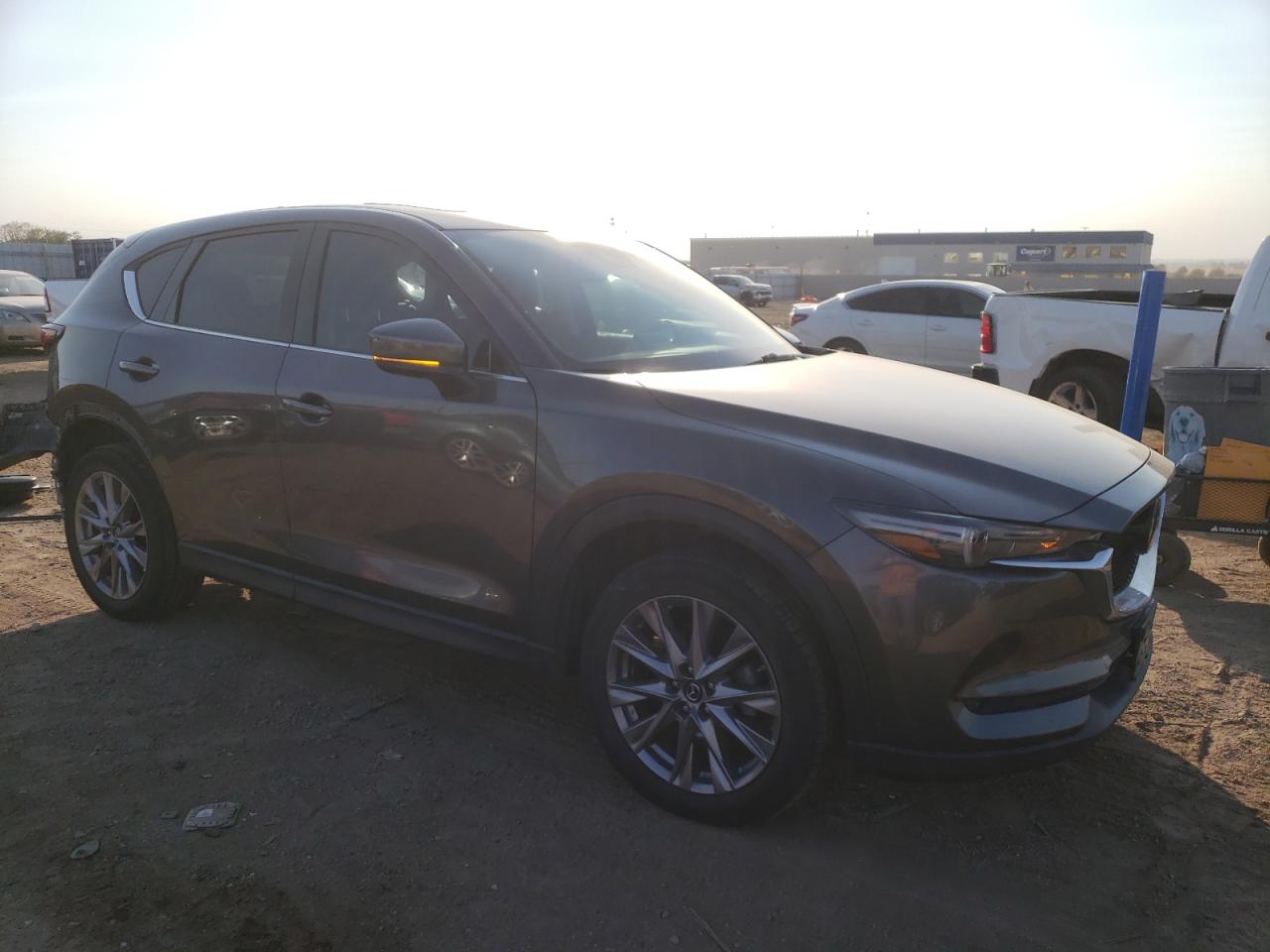 2020 Mazda CX-5 VIN JM3KFBDM0L1806233 Copart auction photo, rear end / side damage thumbnail 4