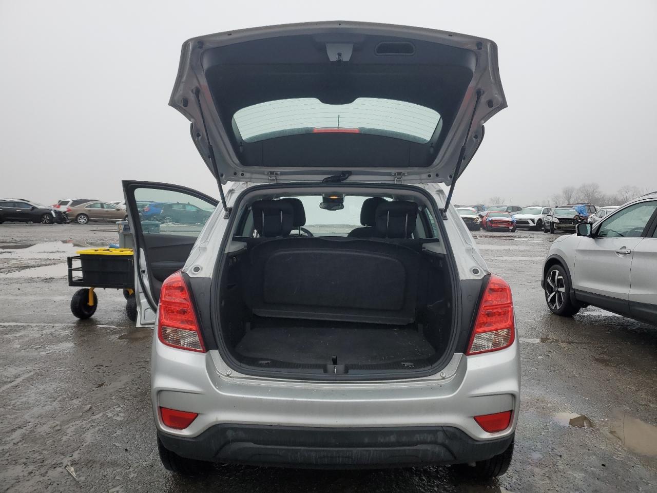 2017 Chevrolet Trax VIN 3GNCJKSB5HL132987 Copart auction photo, front end / side damage thumbnail 6