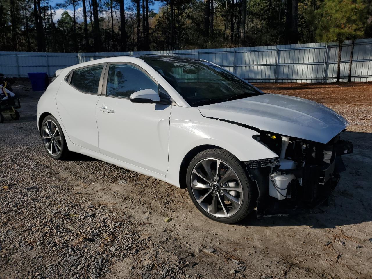 2020 Hyundai Veloster VIN KMHTG6AF6LU031860 Copart auction photo, front end damage thumbnail 4
