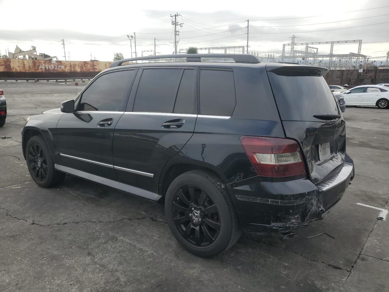 2010 Mercedes-Benz GLK-klasse VIN WDCGG5GB5AF354894 Copart auction photo, front end / rear end damage thumbnail 2