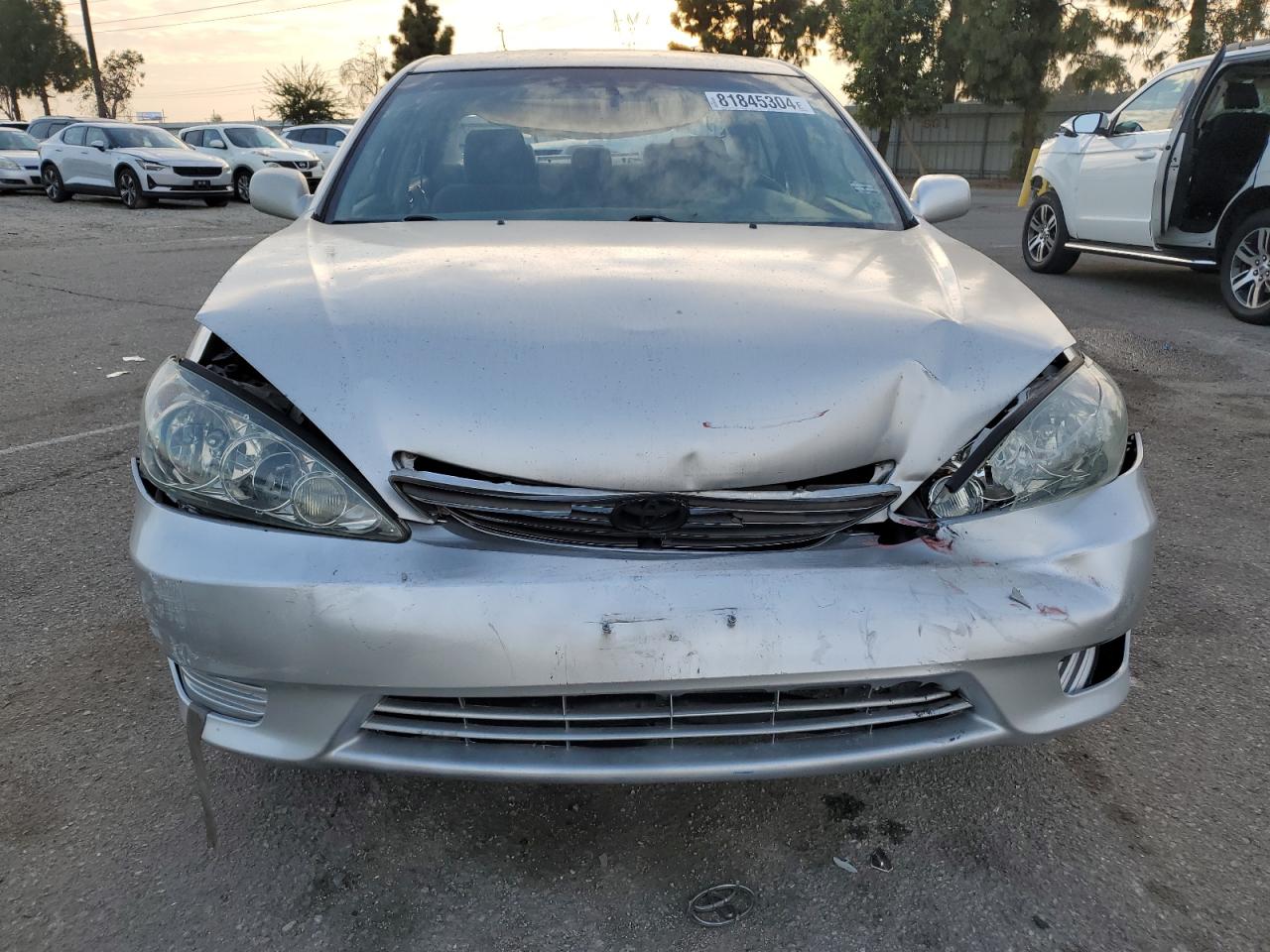 2005 Toyota Camry VIN 4T1BE32K65U563981 Copart auction photo, front end / rear end damage thumbnail 5