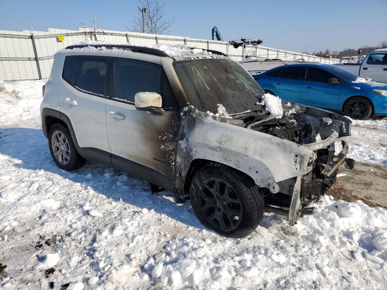 2016 Jeep Renegade VIN ZACCJABT9GPE40066 Copart auction photo, burn / front end damage thumbnail 4