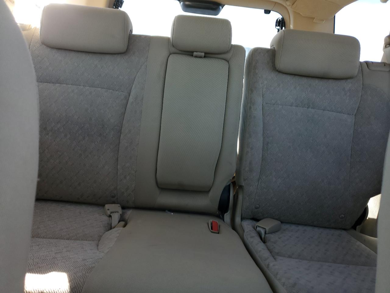 2005 Honda CR-V VIN JHLRD68585C008225 Copart auction photo, rollover / mechanical damage thumbnail 10
