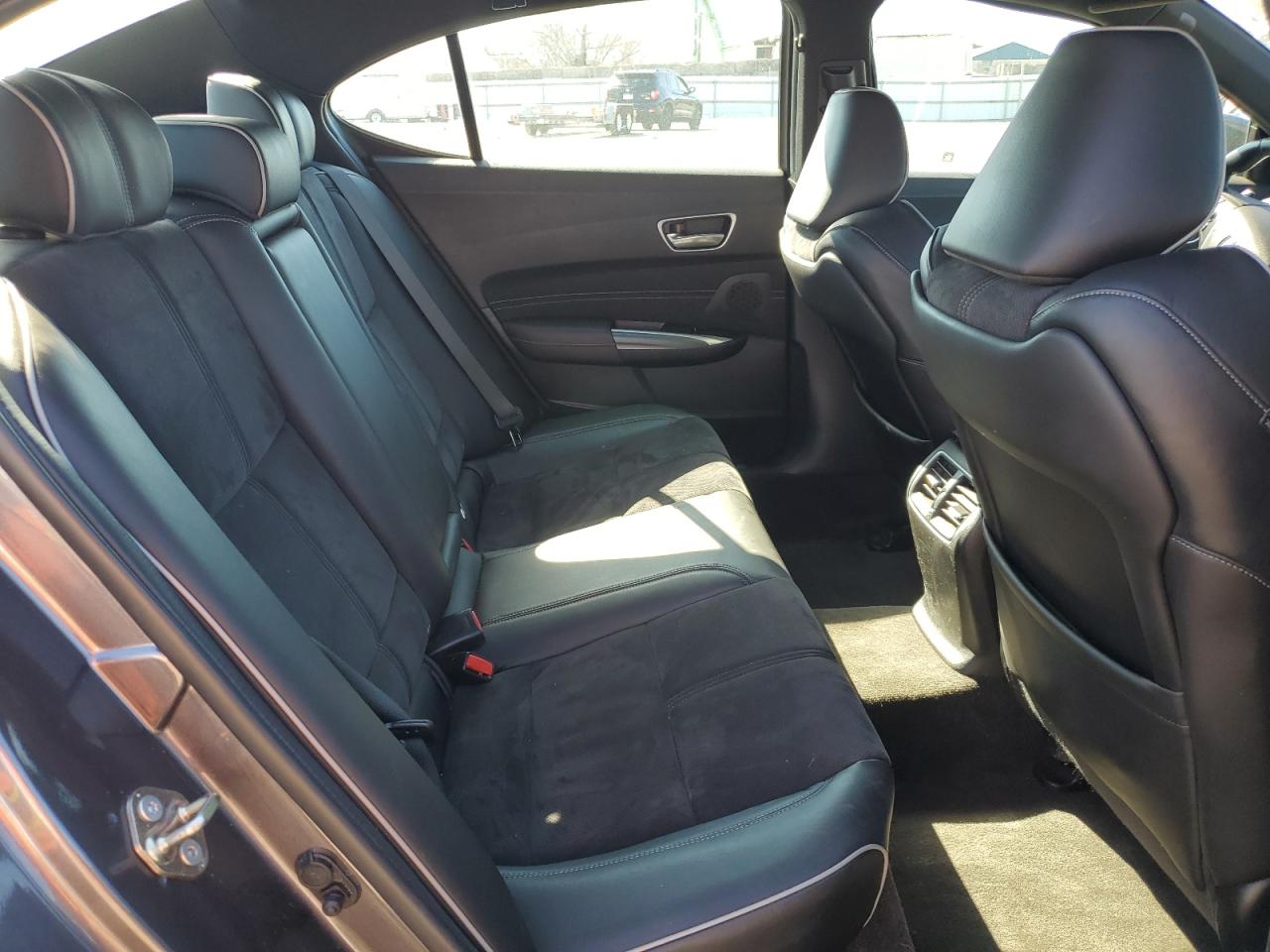 2018 Acura TLX VIN 19UUB2F69JA004337 Copart auction photo, minor dent/scratches damage thumbnail 10