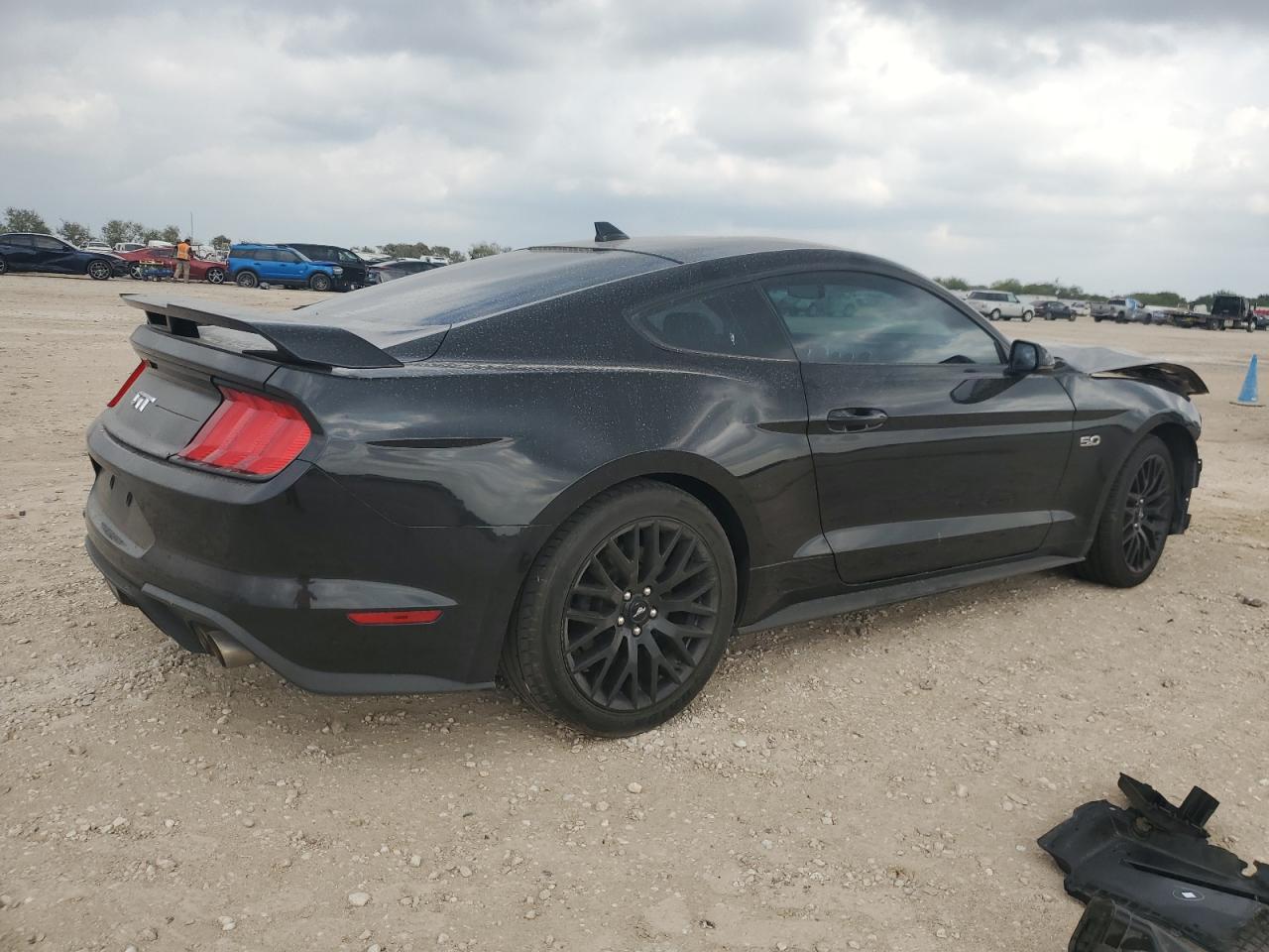 2020 Ford Mustang VIN 1FA6P8CF0L5176550 Copart auction photo, front end damage thumbnail 3