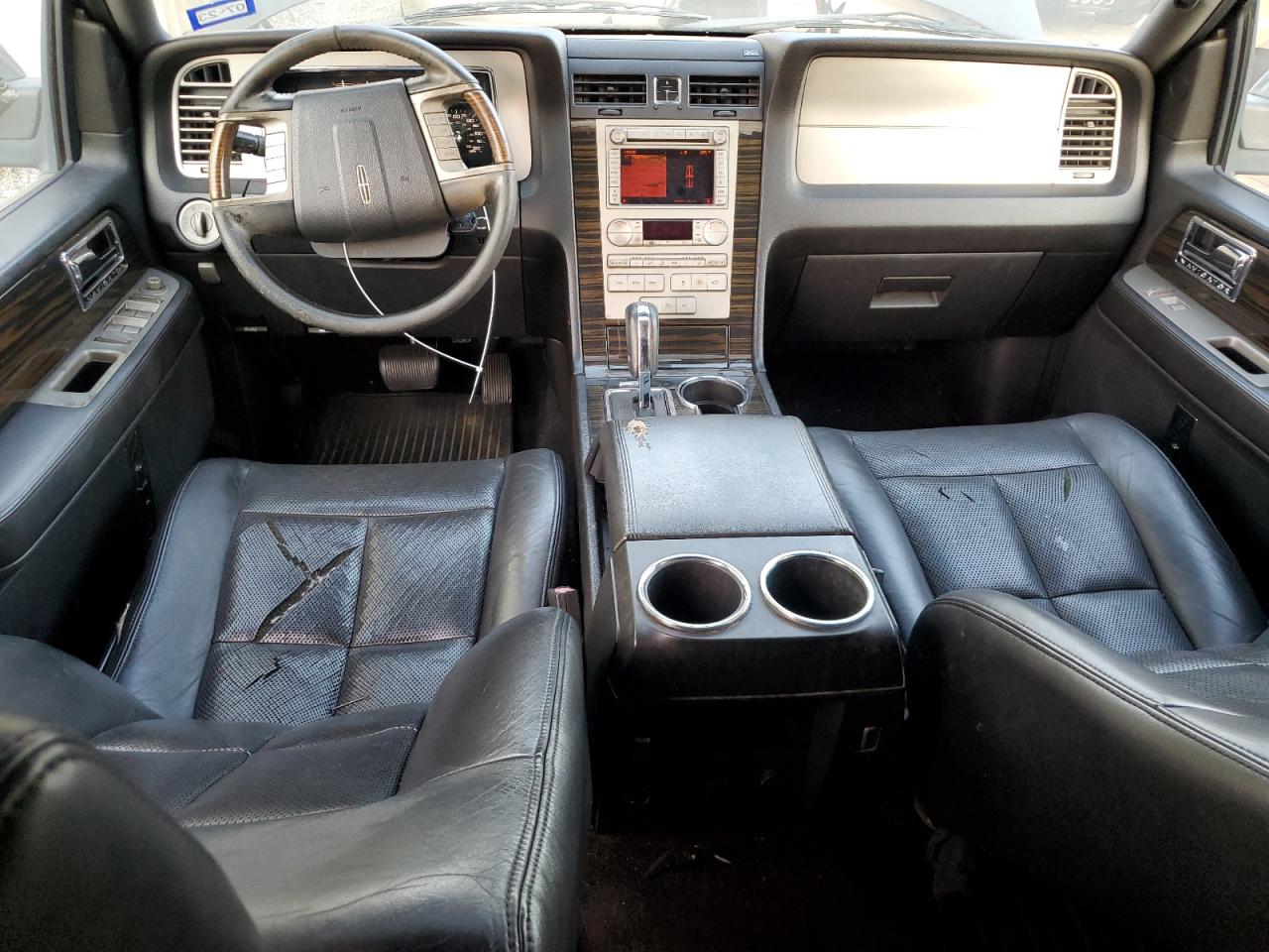 2010 Lincoln Navigator VIN 5LMJJ3J50AEJ09374 Copart auction photo, front end / rear end damage thumbnail 8