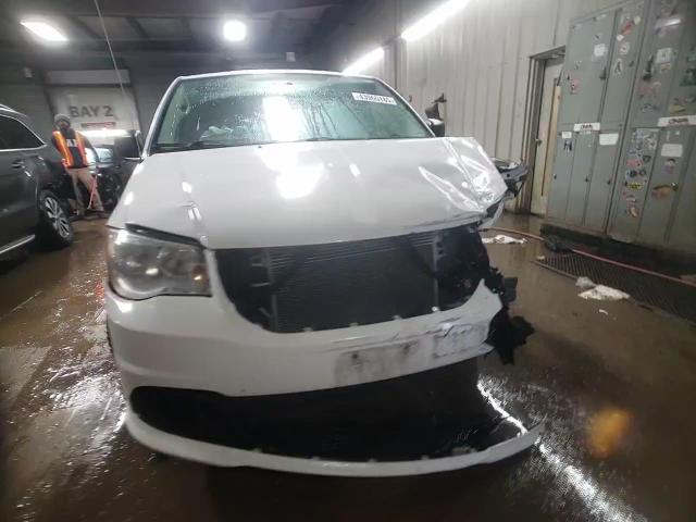 2015 RAM Cargo Van Tradesman VIN 2C4JRGAG7FR530530 Copart auction photo, front end / side damage thumbnail 15