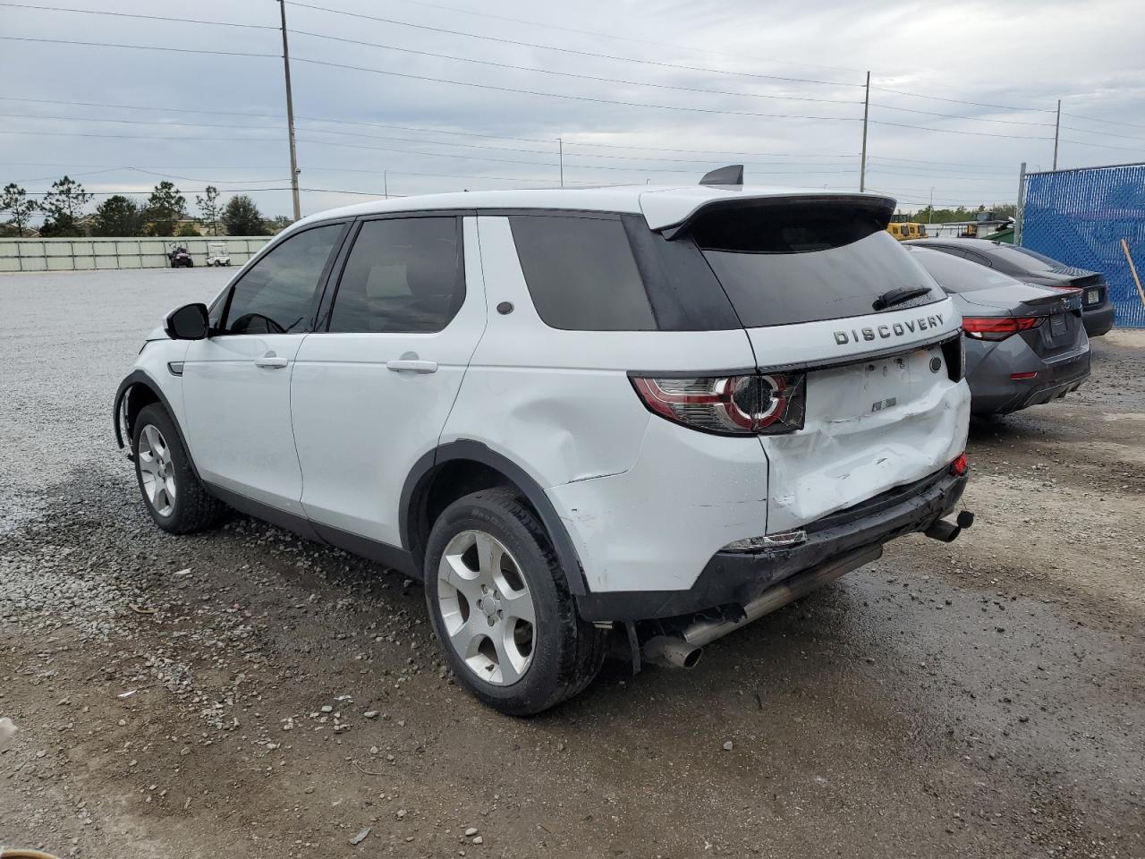 2017 Land Rover Discovery VIN SALCR2BG3HH713862 Copart auction photo, rear end / front end damage thumbnail 2