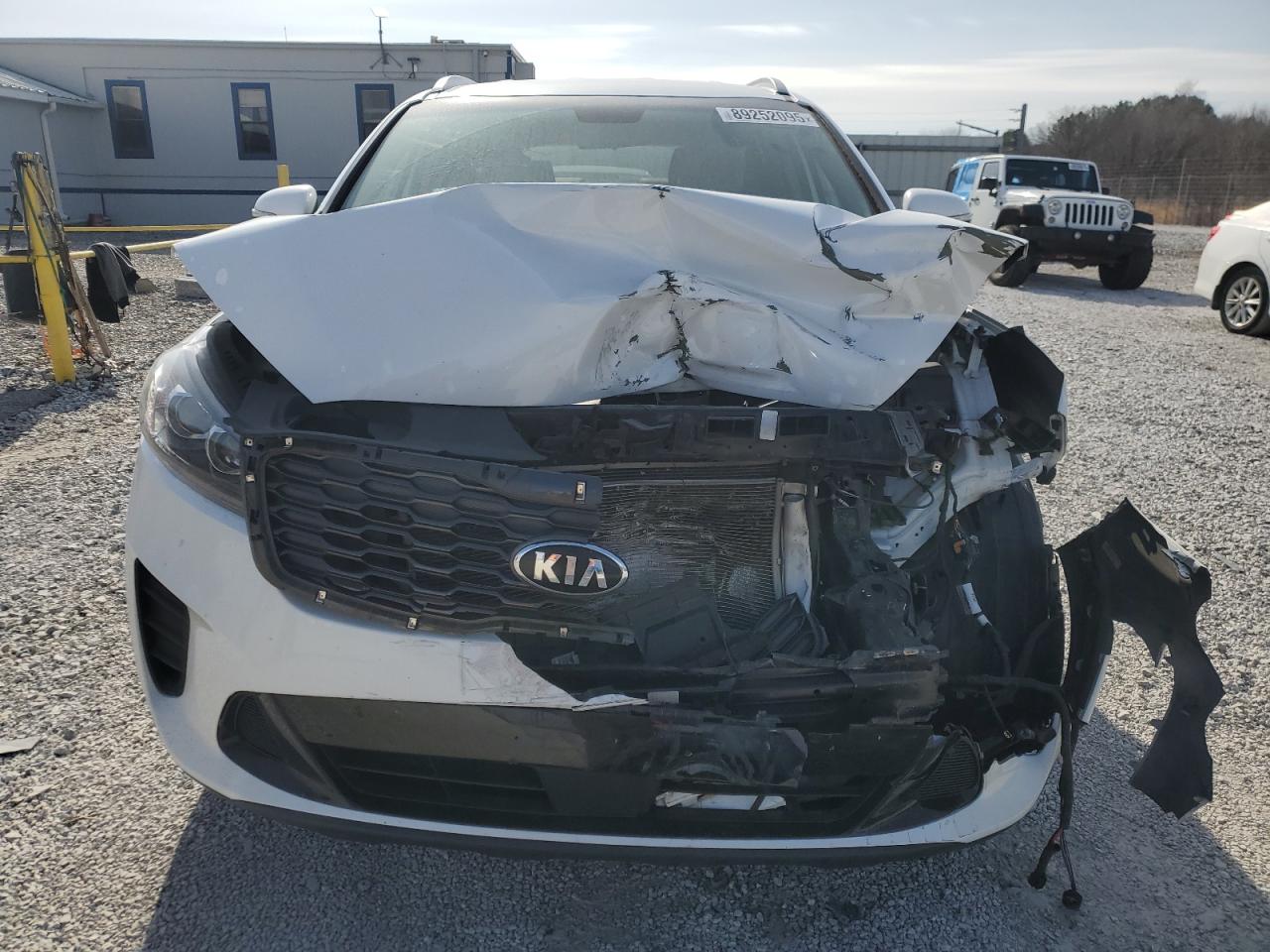 2020 KIA Sorento VIN 5XYPG4A37LG662621 Copart auction photo, front end / mechanical damage thumbnail 5