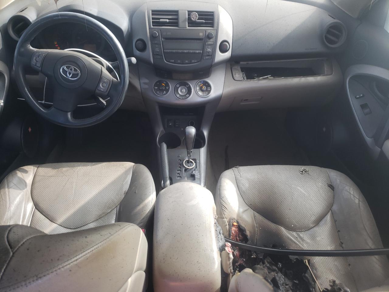 2008 Toyota RAV 4 VIN JTMZK31V086010646 Copart auction photo, burn damage thumbnail 8