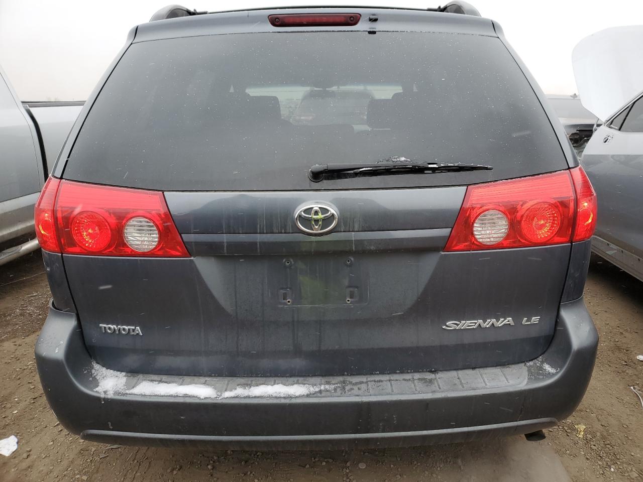 2008 Toyota Sienna VIN 5TDZK23CX8S223089 Copart auction photo, side damage thumbnail 6