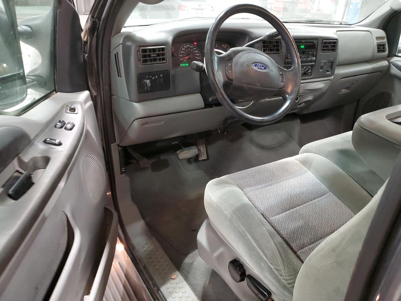 2003 Ford F250 VIN 3FTNF21L43MB34293 Copart auction photo, front end / side damage thumbnail 8