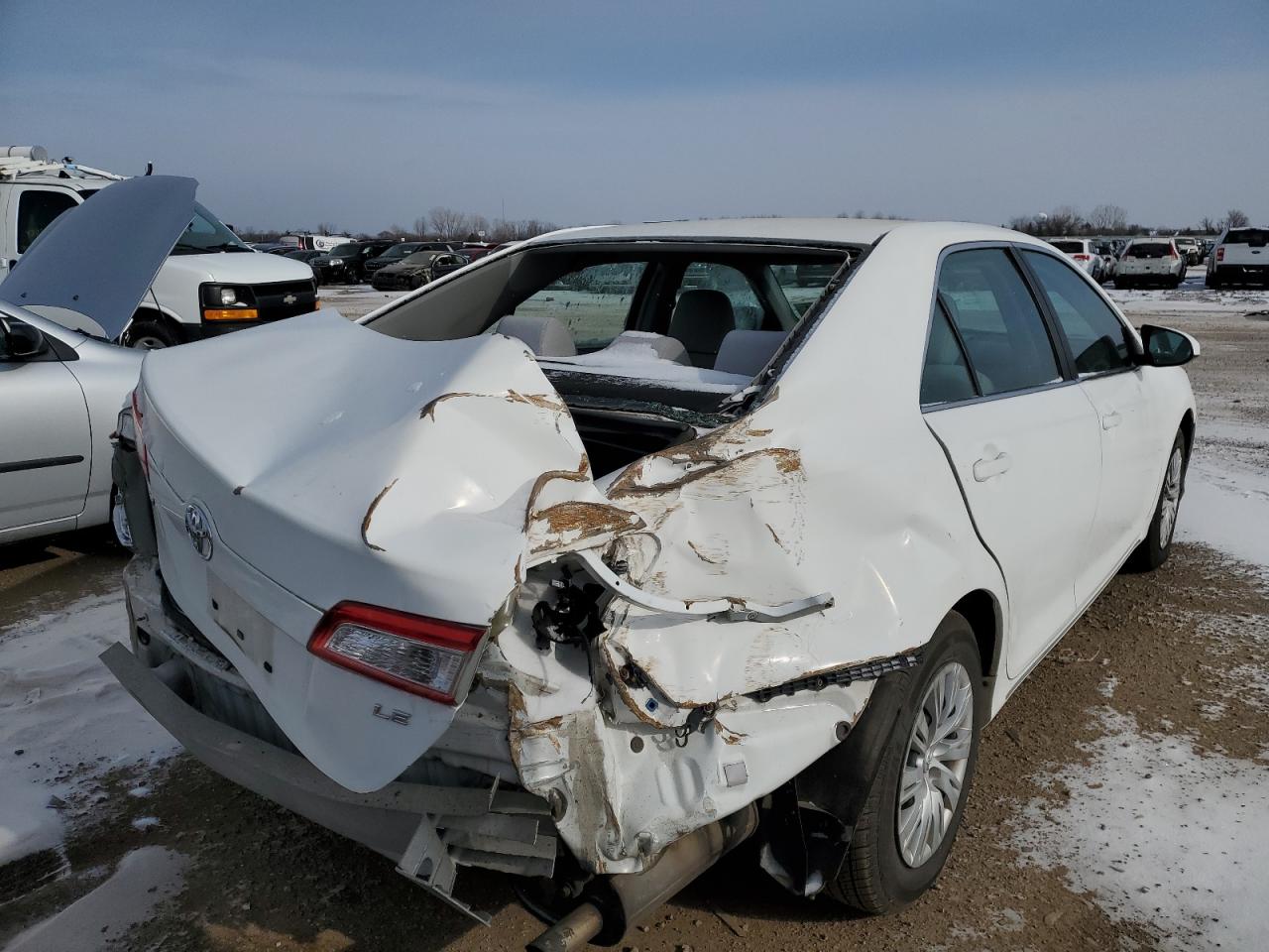 2013 Toyota Camry VIN 4T4BF1FK2DR324203 Copart auction photo, rear end damage thumbnail 3