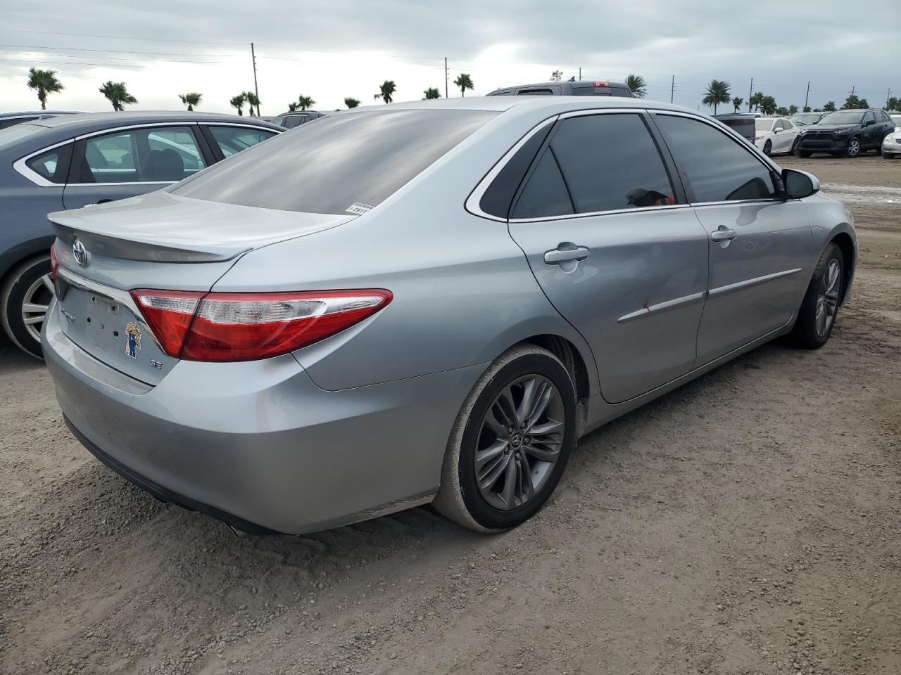 2015 Toyota Camry VIN 4T1BF1FK6FU873108 Copart auction photo, water/flood damage thumbnail 2